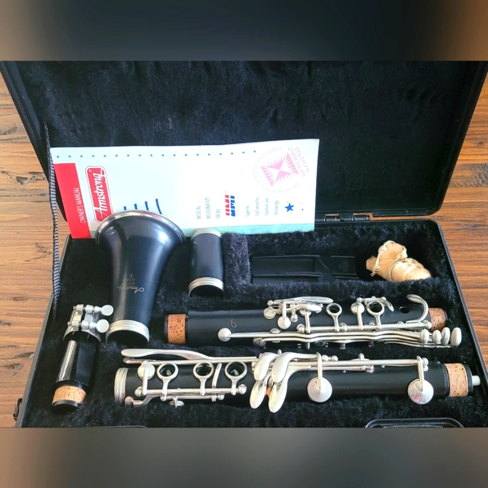 ARMSTRONG,Clarinet with Case